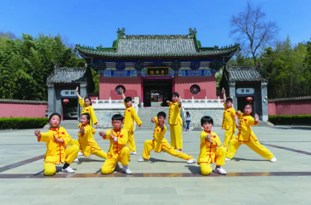 江苏邳州：多彩路线织就旅途新风景